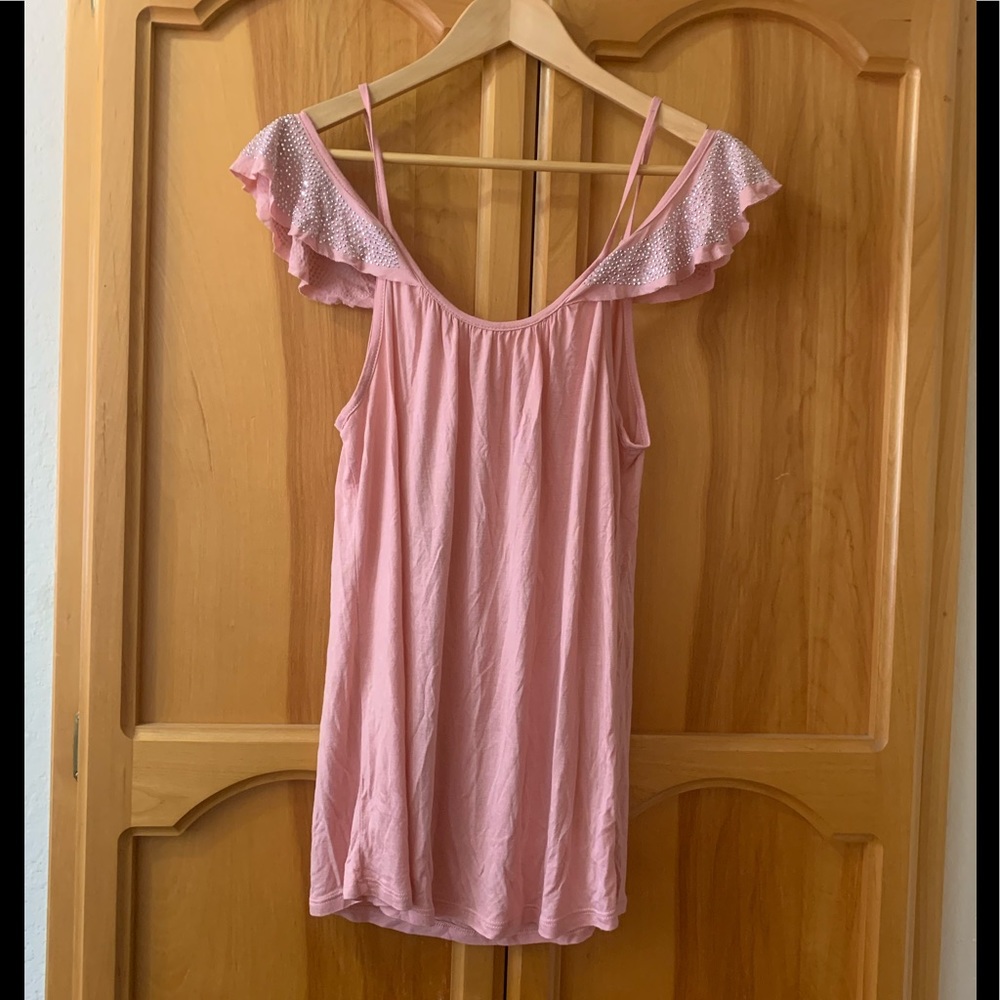 Pink top - Picture 2 of 9